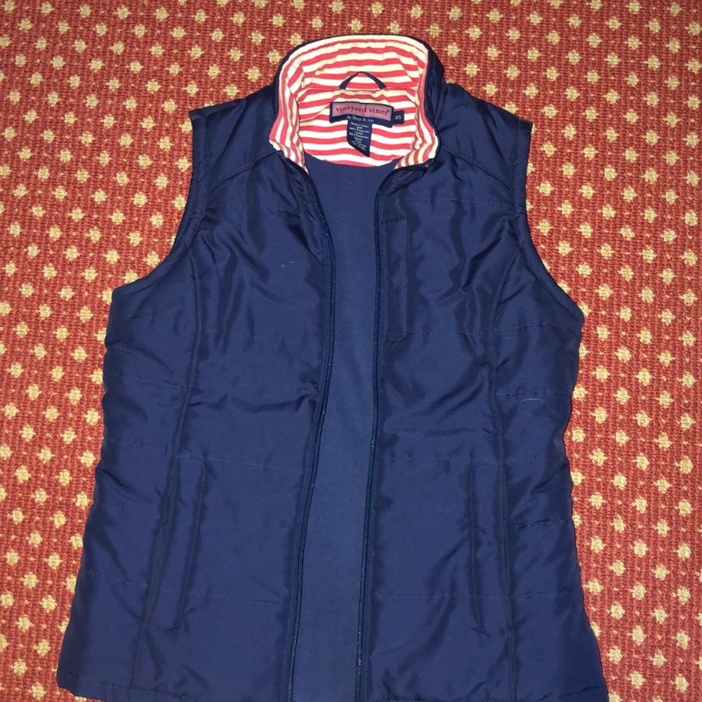Navy Vineyard Vines vest - XS
